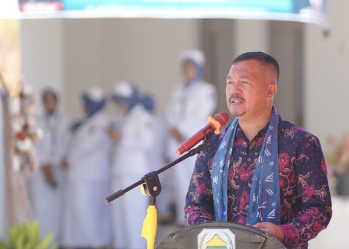 Bupati Kerinci, Monadi, S.Sos, M.Si