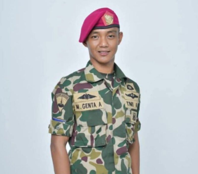 Longsor Cisarua KBB : Anggota TNI asal Kerinci Ikut Menjadi Korban Tanah Longsor di Cisarua. Foto : Alm Pratu Marinir Muhammad Genta Al Akbar mengenakan pakaian TNI Marinir 