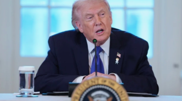 Trump Umumkan Tarif Global 10% Setelah Kalah di Mahkamah Agung AS