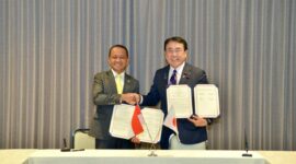 Menteri Energi dan Sumber Daya Mineral (ESDM) Bahlil Lahadalia bersama Menteri Ekonomi, Perdagangan, dan Industri (METI) Jepang, Ryosei Akazawa. (Ist)