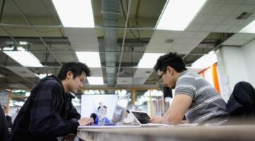 PHK Massal Oracle Capai 30 Ribu Karyawan, Ini Penyebabnya