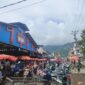 Penertiban pedagang di trotoar membuat akses jalan di Pasar Tanjung Bajure kembali lega, emak-emak pun berharap Pemkot rutin patroli agar pasar tetap tertib.