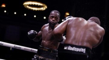 Wilder Tumbangkan Chisora Lewat Split Decision di Duel Sengit London