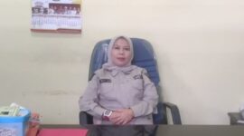 Kepala SMPN 8 Sungai Penuh, Elna Hasmita, S.Pd, MM.