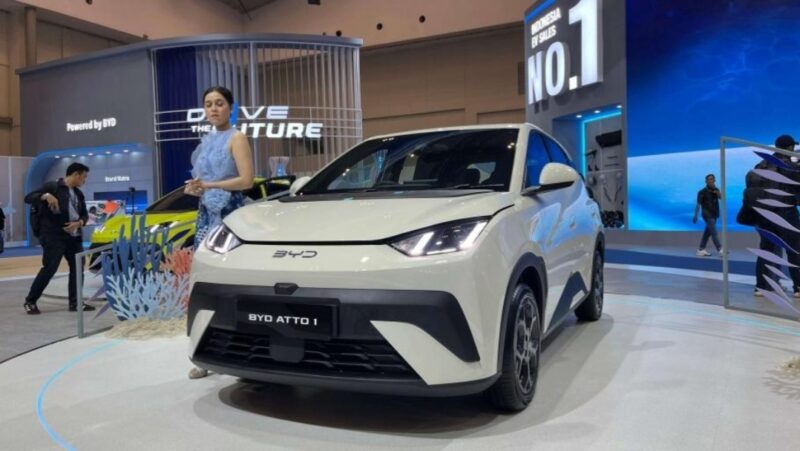 Foto :BYD Atto 1 2026 tampil modern di Beijing Auto Show 2026 dengan fitur LiDAR dan jarak tempuh hingga 505 km.