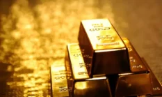 Rusia Jual Emas Besar-Besaran