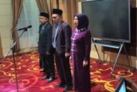 Wakil Wali Kota Azhar Hamzah melantik pejabat sektor kesehatan di Sungai Penuh, termasuk pergantian direktur RSUD Mayjen H.A. Thalib dan RS H. Bakri, sebagai upaya meningkatkan kualitas layanan kesehatan masyarakat.