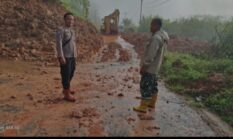 Jalan Kerinci–Bangko Longsor Lagi, Pengendara Harus Antre Berjam-Jam untuk Melintas