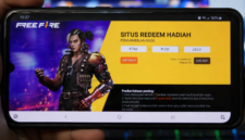 KODE REDEEM FREE FIRE TERBARU
Klaim Diamond, Skin & Emote Gratis Hari Ini!