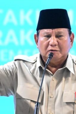 Prabowo Perkuat KPK, Kepala Daerah Diminta Waspada Kelola APBD