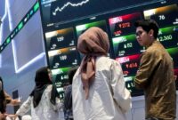 IHSG hari ini menguat 1,53 persen dengan penguatan saham TLKM dan BREN di Bursa Efek Indonesia.