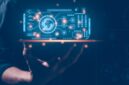 Ilustrasi pemanfaatan Artificial Intelligence (AI) dalam dunia bisnis modern. Teknologi AI membantu perusahaan meningkatkan produktivitas, mengotomatisasi pekerjaan, menganalisis data secara real-time, serta mempercepat pengambilan keputusan untuk mendorong pertumbuhan dan efisiensi operasional pada 2026.