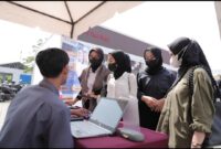 Ribuan pencari kerja diperkirakan memadati Tangerang Job Fair 2026 untuk mencari peluang karier dari berbagai perusahaan yang membuka lowongan di sektor industri, teknologi, logistik, dan jasa.