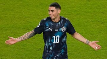 Paraguay Menang atas Turki, Almiron Cetak Sejarah dengan Kartu Merah Pertama