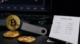 Bitcoin Bisa Hilang dalam Sekejap!
Pelajari cara melindungi Bitcoin dari hacker sebelum terlambat.