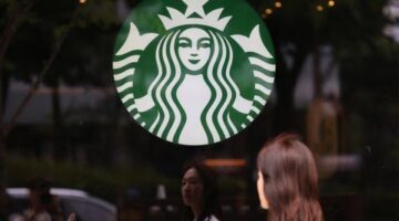 Starbucks Tutup 2.000 Gerai Usai Kontroversi Promo