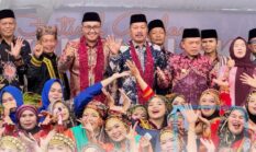 Bupati Monadi Hadiri Kenduri Sko Lima Desa Tanjung Pauh Mudik, Ajak Masyarakat Lestarikan Adat