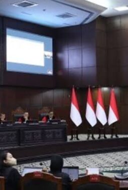 MK Putuskan Dana Pendidikan Tak Boleh Lagi Biayai Program MBG