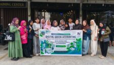 Bank Sampah KKBS Tanjungpinang menerapkan Digital Green Accounting untuk mencatat nilai ekonomi sekaligus kontribusi lingkungan dari pengelolaan sampah.