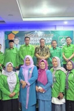 H. M. Arif Malik  ‘Ahli Gigi’ Resmi Pimpin DPC PKB Sungai Penuh